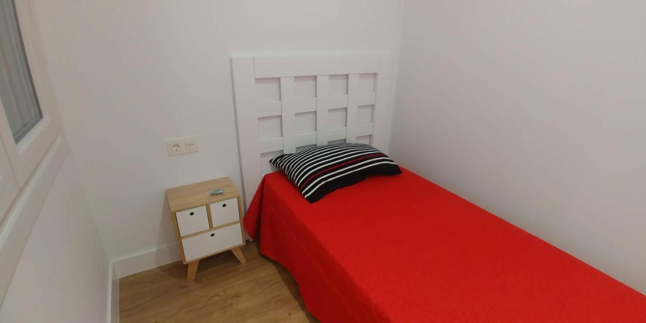 Moderno Apartamento En Zona Antigua Apartment Pontevedra Luaran gambar